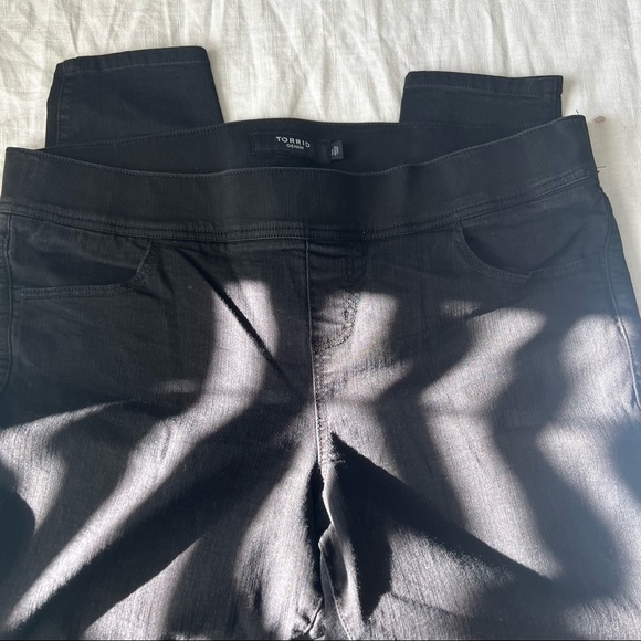 Torrid jeans - Picture 1 of 5